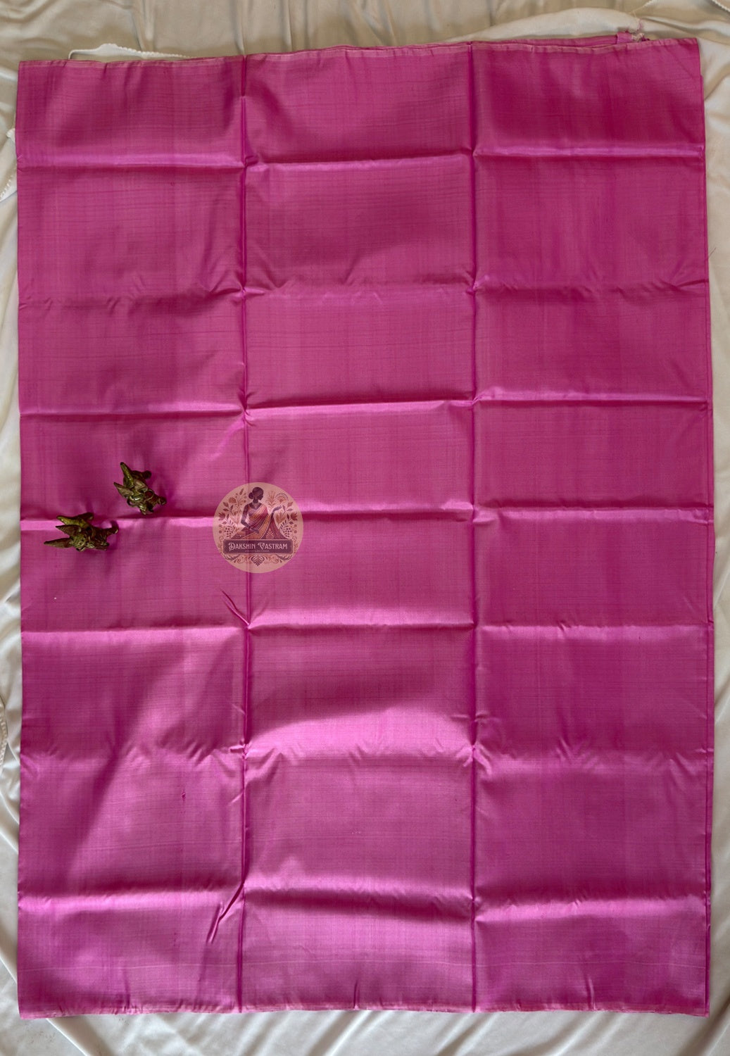 Single piece Bishnupur silk than in gift-ready packaging – delivered across all UK postcodes