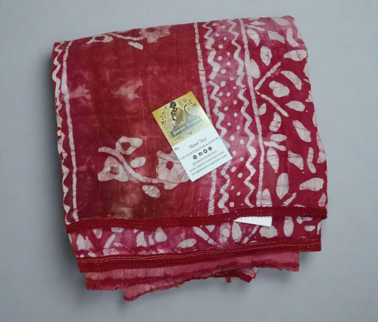Saree Side View: Side profile of Dola Cotton Saree highlighting its breathable, organic cotton texture and graceful drape.