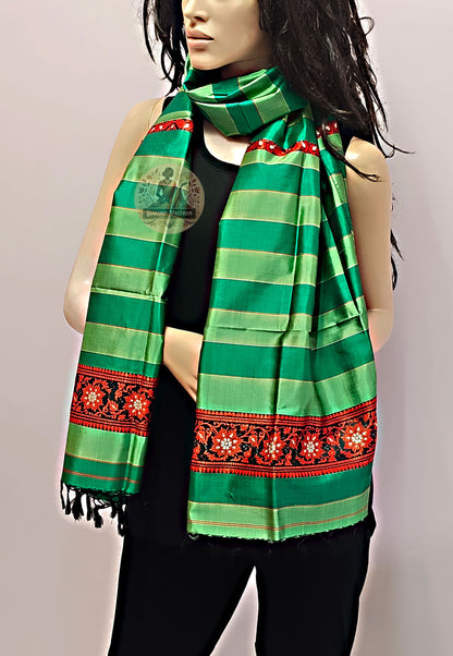 Buy Green & Red Pure Silk Stole online – Green & Red side view