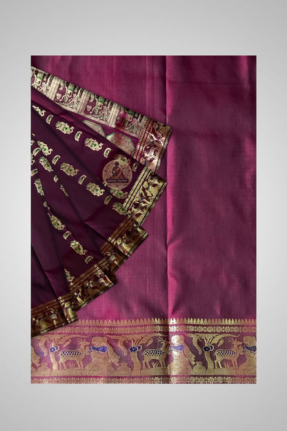Buy Indian Silk Saree online – Full view of Swarnachari weave and border