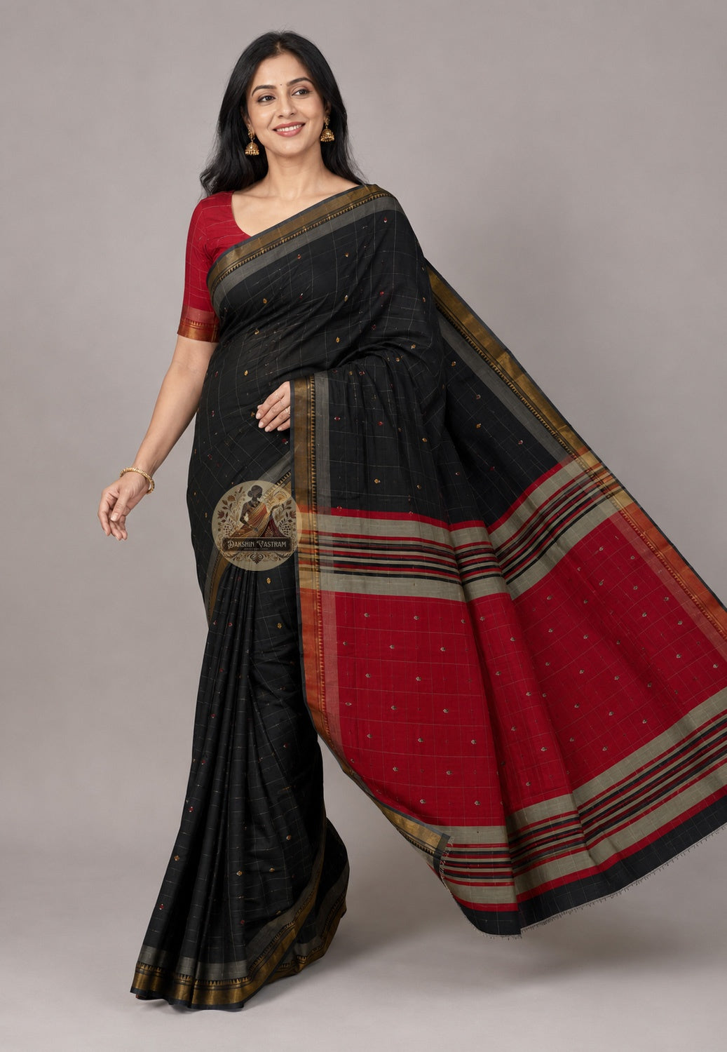 Side view of Bishnupuri pure katan silk saree – showcasing rich silk texture and graceful pleats, handwoven by Bengal artisans at Dakshin Vastram