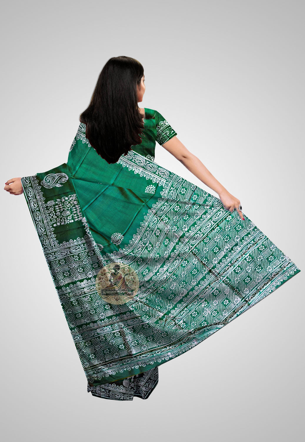 Rear look – showcasing pallu and intricate craftsmanship