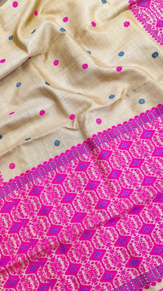 Buy Muga Silk Saree online – front view of Assam silk saree