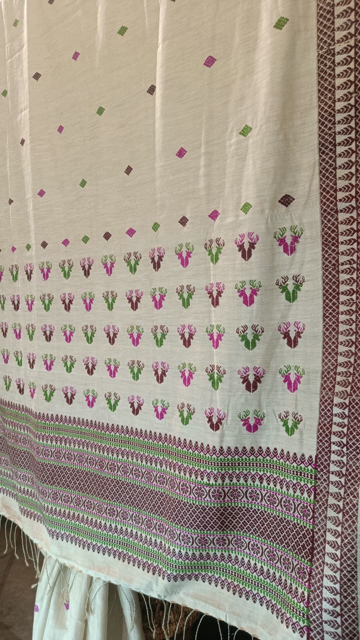 Buy Assam Silk Saree online – Front view of Toss silk saree