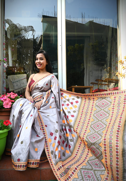 Shop Handloom Assam Saree online – Side profile in natural silk sheen