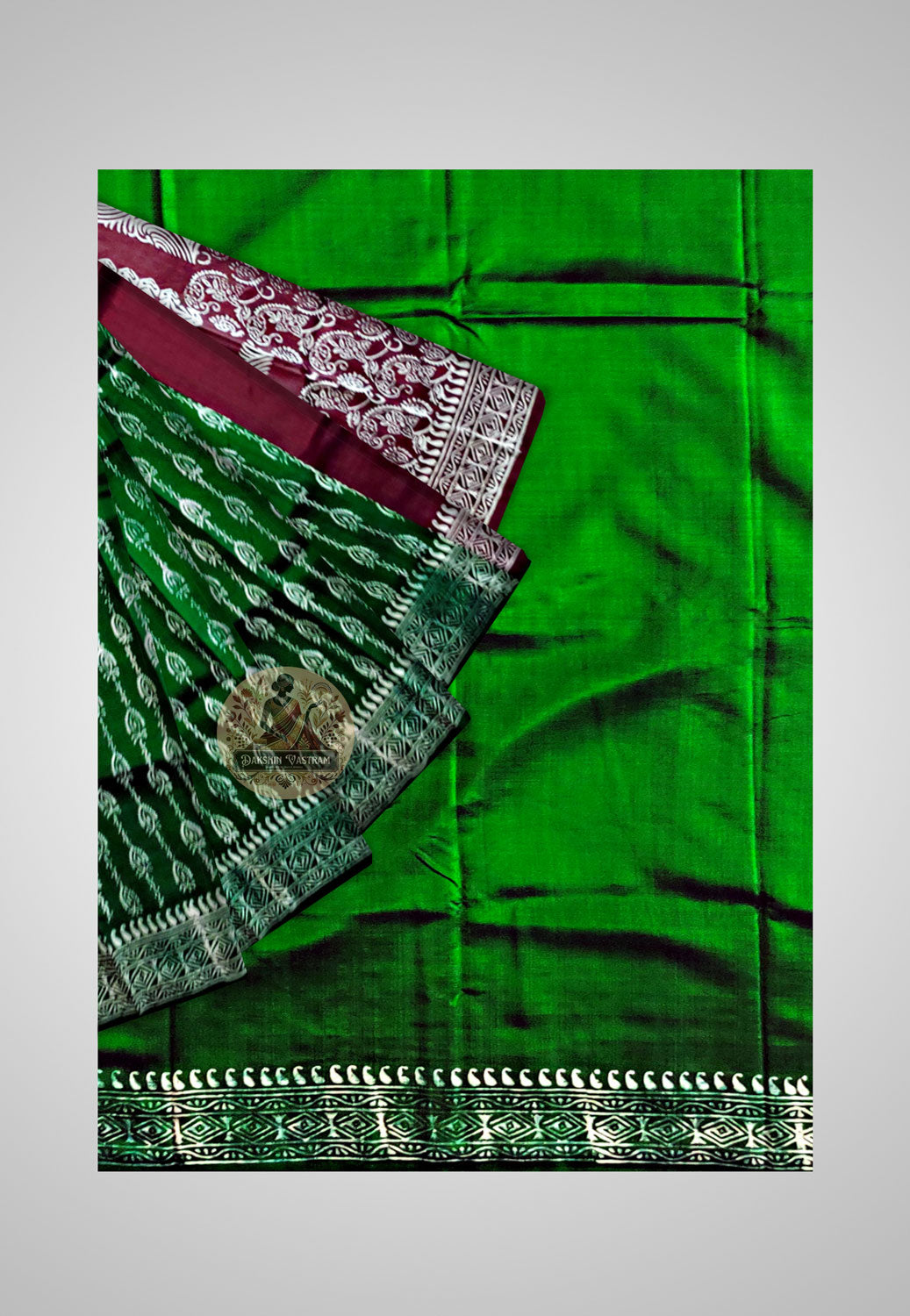 View Luxury Saree Details – Close-up of detailed weaving work