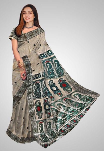 Buy Tussar Saree online – Traditional Tussar silk saree front view