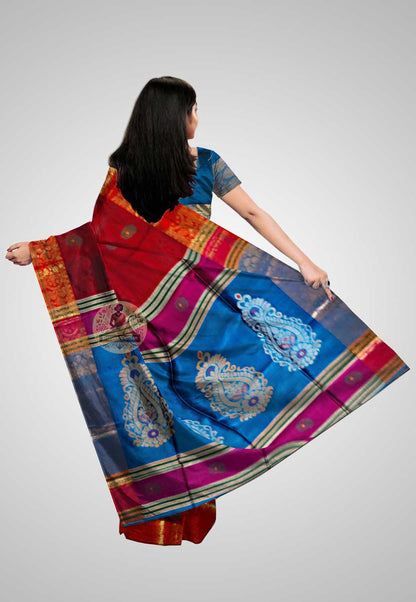 Explore Handloom Sarees – Back shot showing intricate pallu