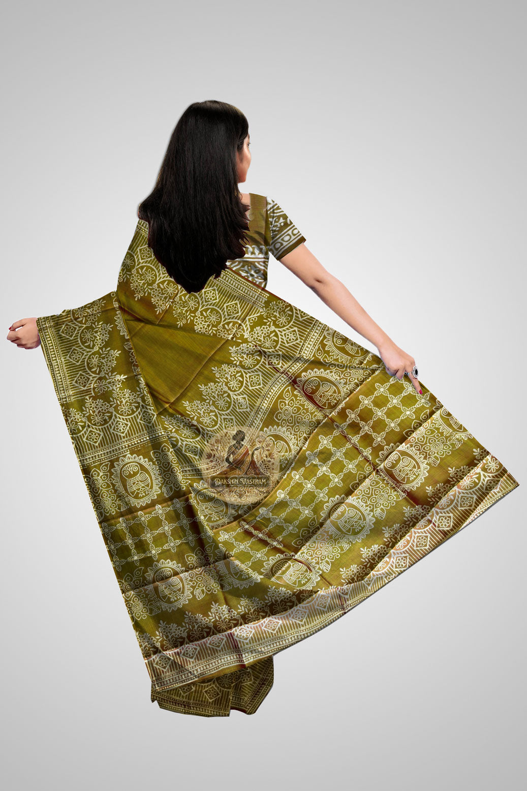 Buy Mulberry Bishnupur Pure Silk Saree – Rear angle with elegant drape