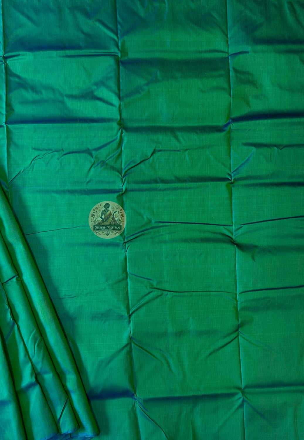 Flat lay of limited-edition Bishnupur premium silk than saree – master weaver craftsmanship, one-of-a-kind piece, UK delivery