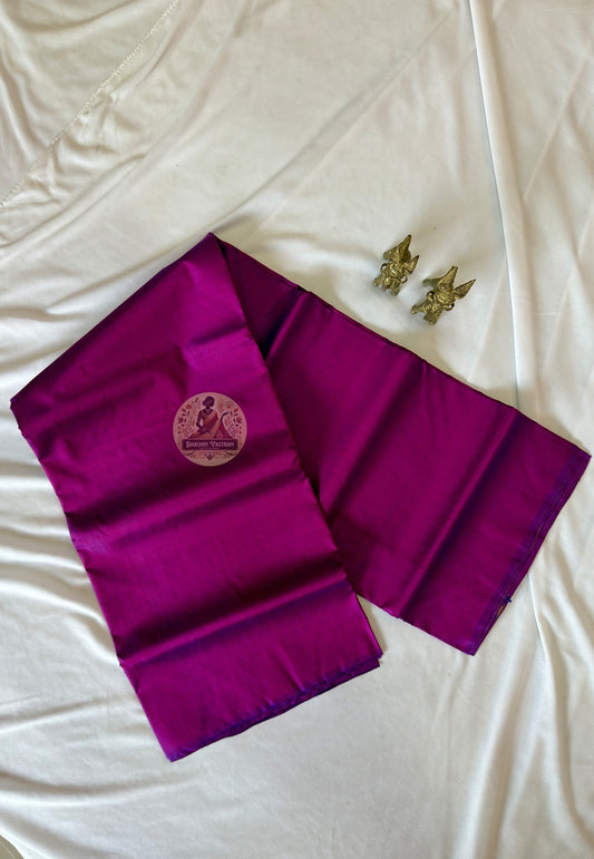 Close-up of premium Bishnupur pure silk than showing temple town motifs and luminous handloom weave