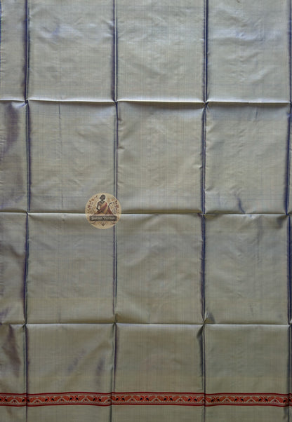 Handloom weaver crafting Slate Grey Baluchari Silk fabric in Bishnupur West Bengal – authentic heritage textile sourced by Dakshin Vastram