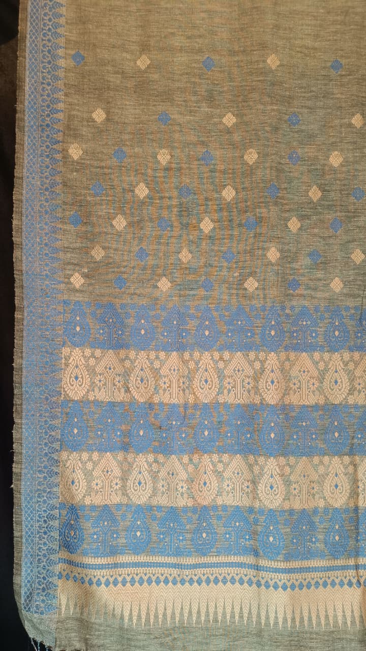 Buy Mulberry Eri Assam Silk Saree – Rear angle with elegant drape