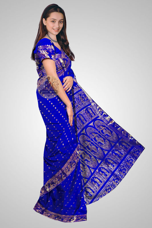 Shop Handloom Swarnachari Saree – Side profile with zari work highlights