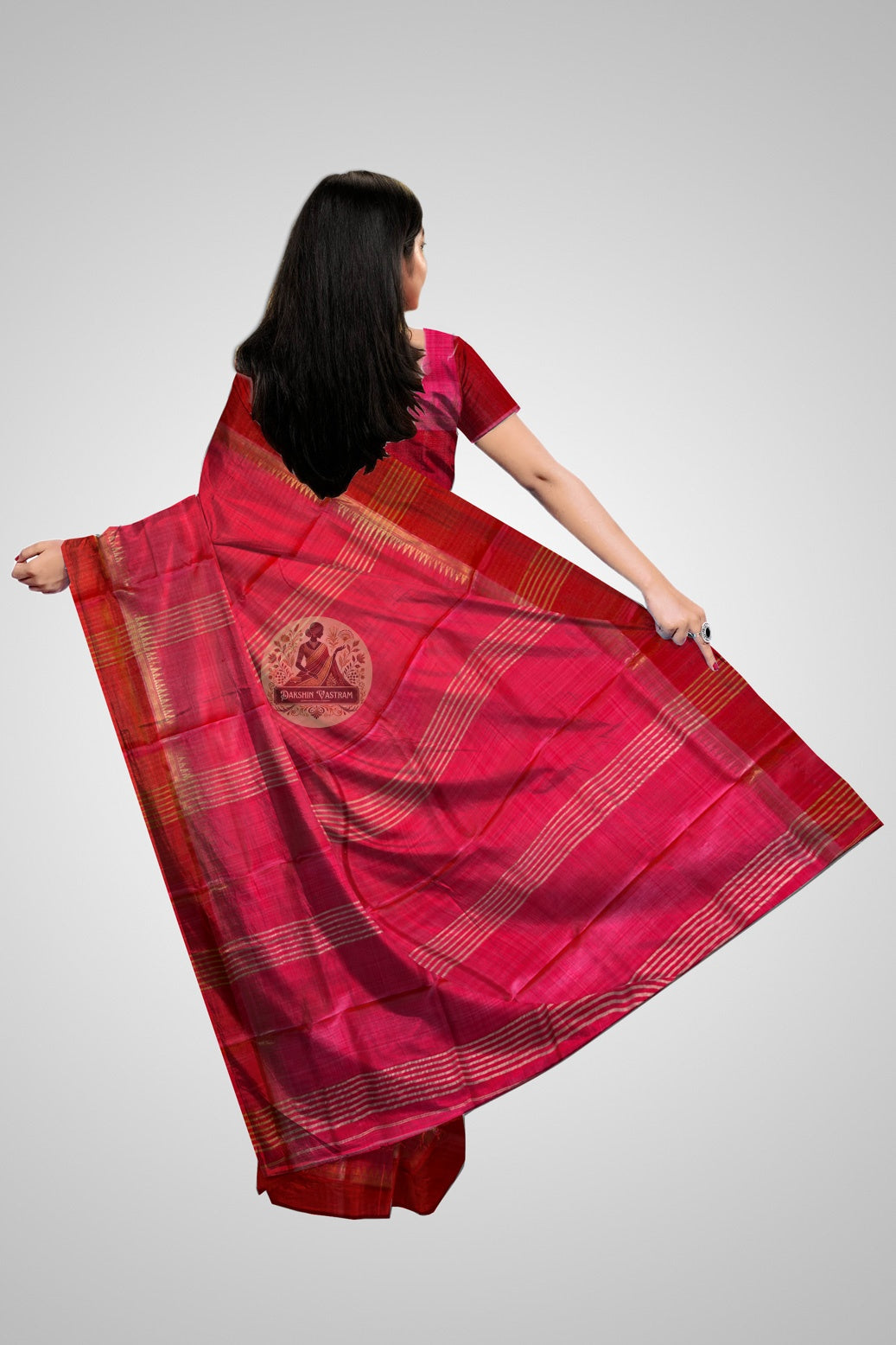 Detailed pallu of handwoven Bishnupur silk saree featuring classical Bengal folk motifs in contrasting silk thread