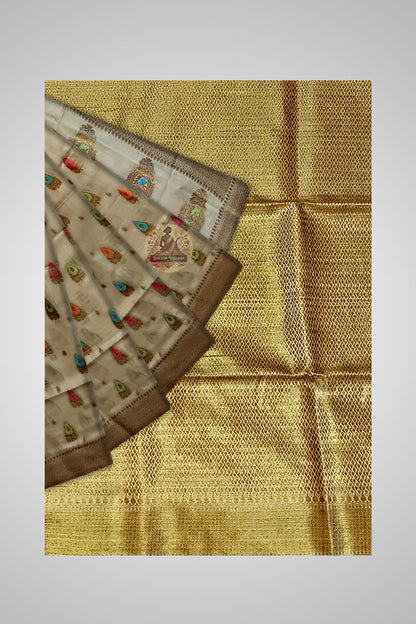 Discover Handloom Muga Sarees – Zoomed detail of silk weave