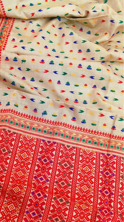 Assamese Muga Silk Saree with intricate border detail – Dakshin Vastram