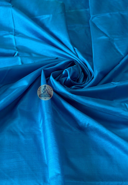 Modern Indian woman in Bishnupur Silk Than Saree – versatile Bengal handloom saree for everyday elegance in UK