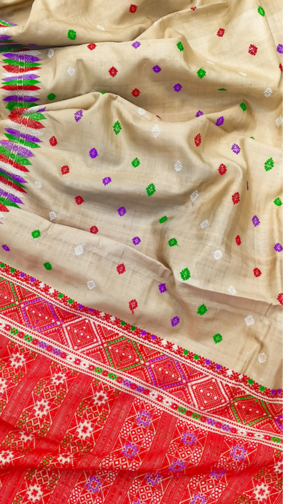 Buy Handloom Muga Silk Saree – close-up of silk weave texture