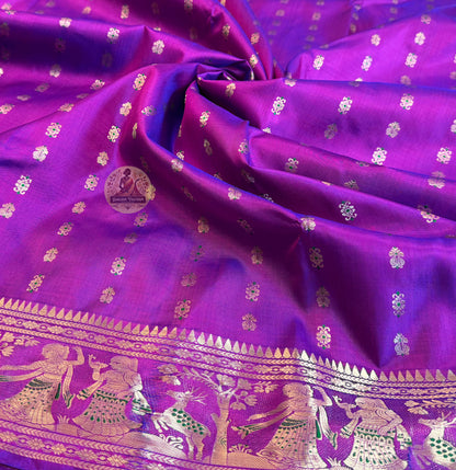 Buy Mulberry Silk Swarnachari Saree – Pallu and border detailing view