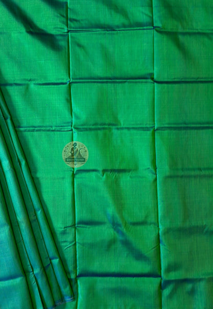 Bishnupur silk than saree flat lay showing colour fastness – ethical handloom, shipped to Bolton and Blackburn