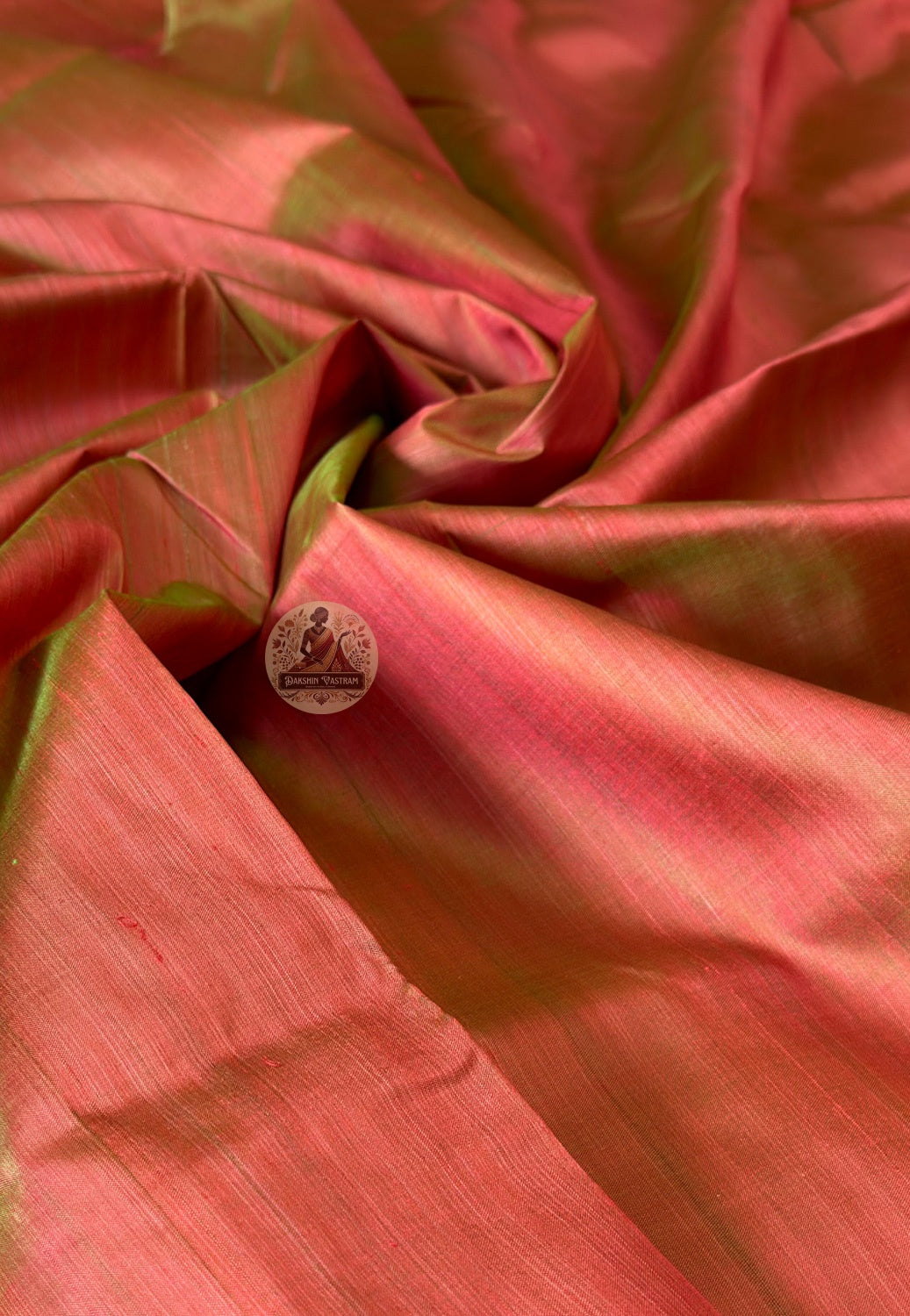 Bishnupur silk than saree flat lay – subtle lustre and fluid drape, shipped to Luton, Slough and Leeds