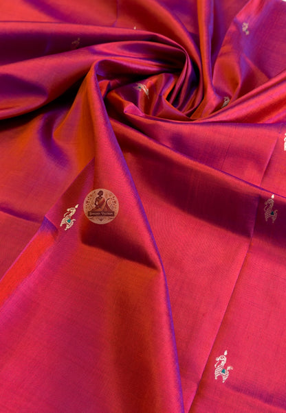 Border detail of handwoven Baluchari silk stole – multicolour woven narrative motifs depicting court figures under arched pavilions on crimson pure silk, Bengal handloom craft