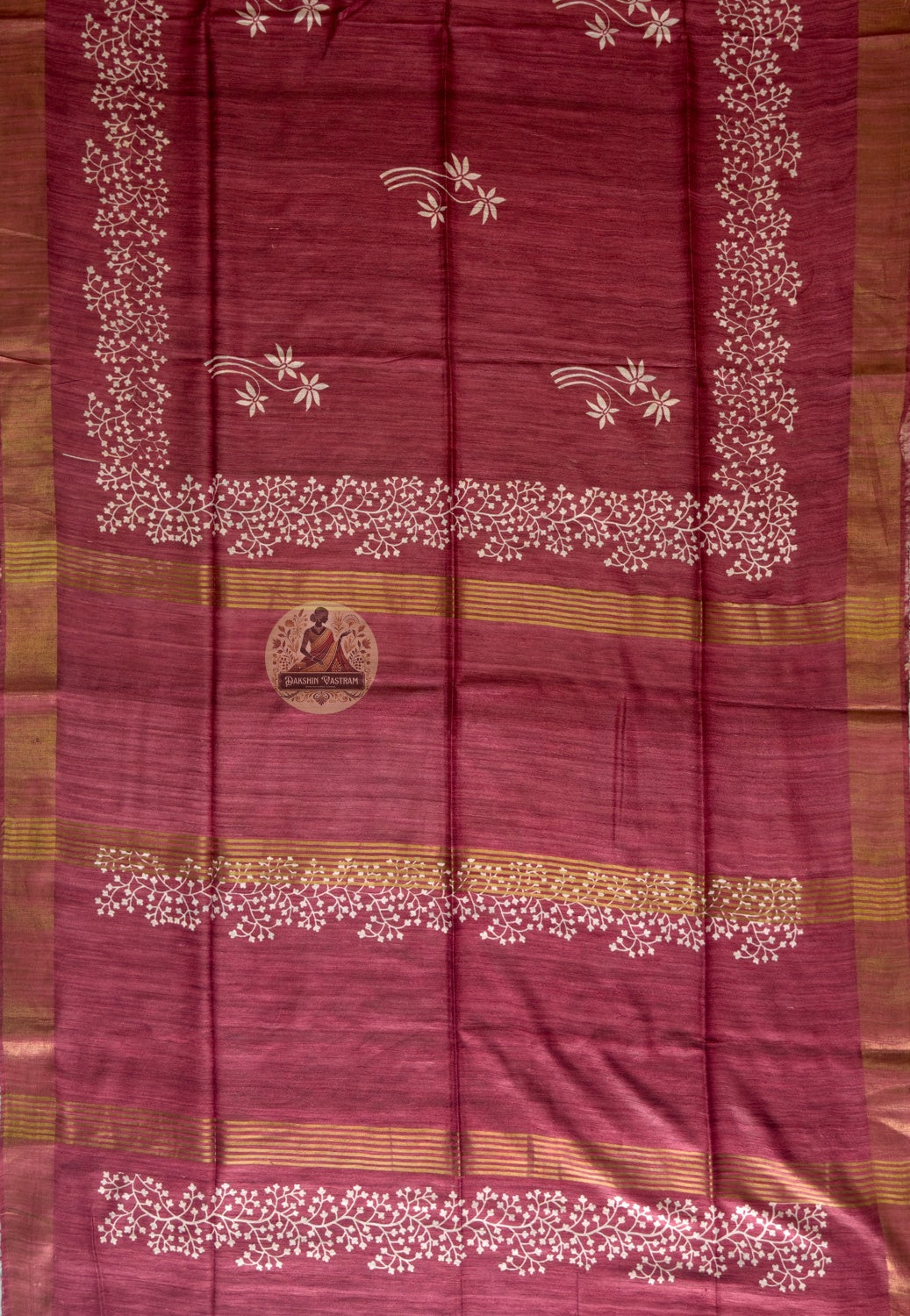 Full view of handwoven Ghicha Tussar Silk Saree by Dakshin Vastram — pure Tussar silk, earthy tones, lightweight drape for Diwali, Navratri, and Indian weddings