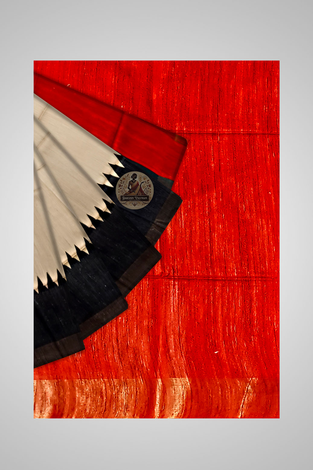 Order Tussar Saree Online – Artisanal close-up of weaving details