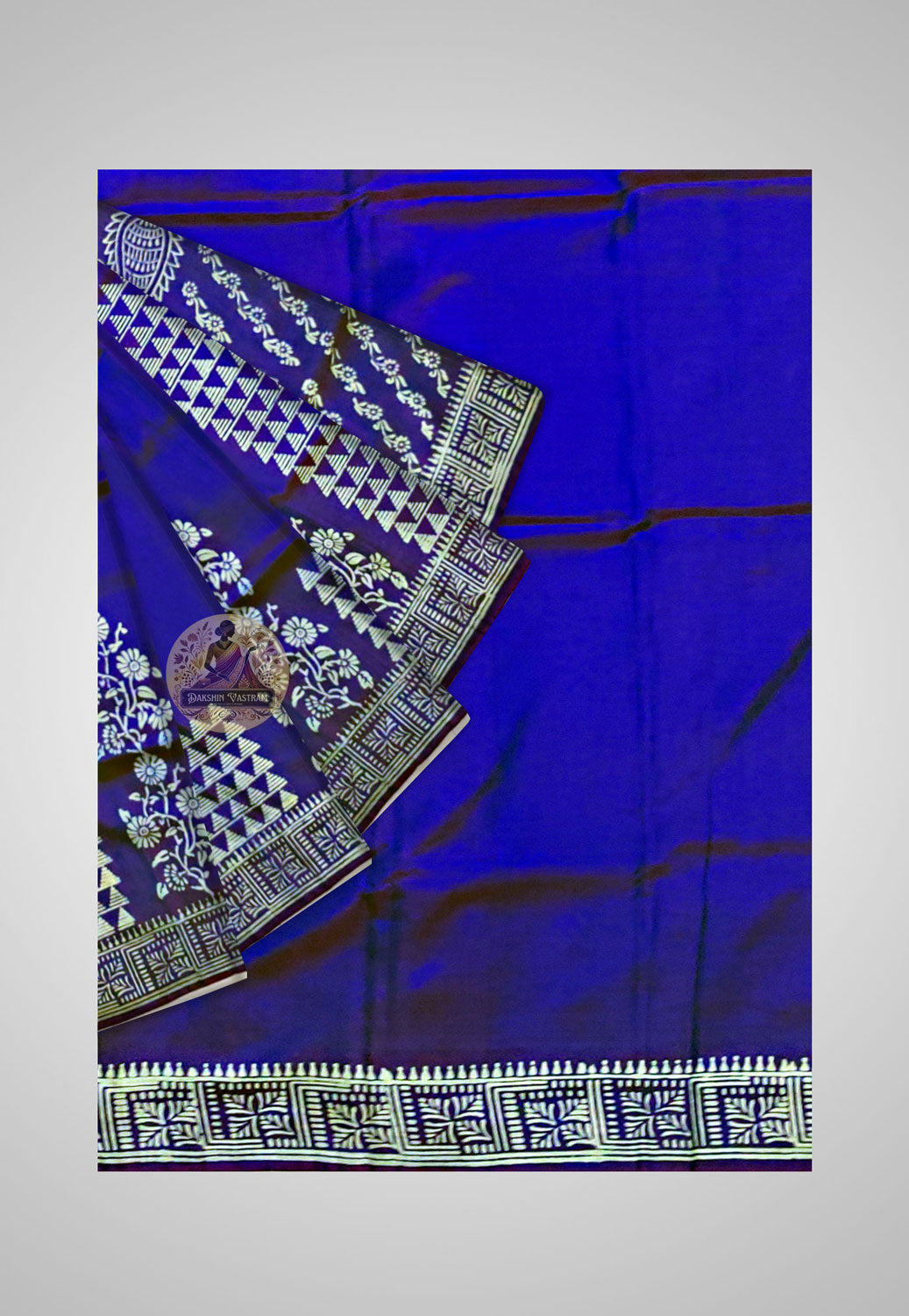 Order Wedding Silk Saree – Handwoven details close-up