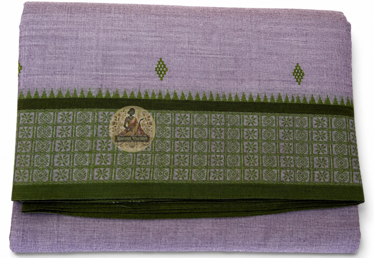 Full view of pure cotton handloom saree displayed flat, showing complete length, border, and pallu