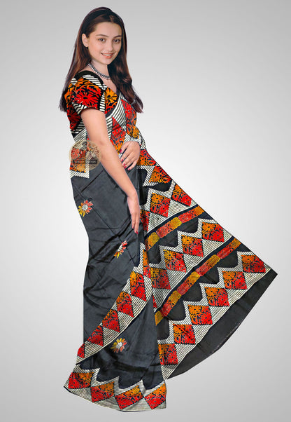 Buy Indian Silk Saree – Side view of woven handloom detailing