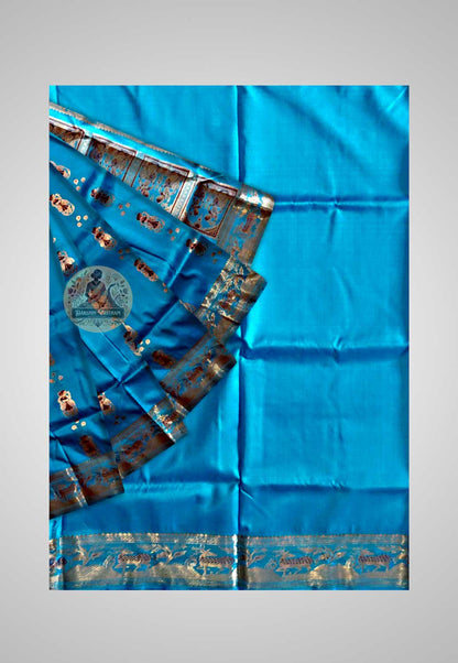 Elegant handloom silk saree perfect for cultural and festive gatherings
