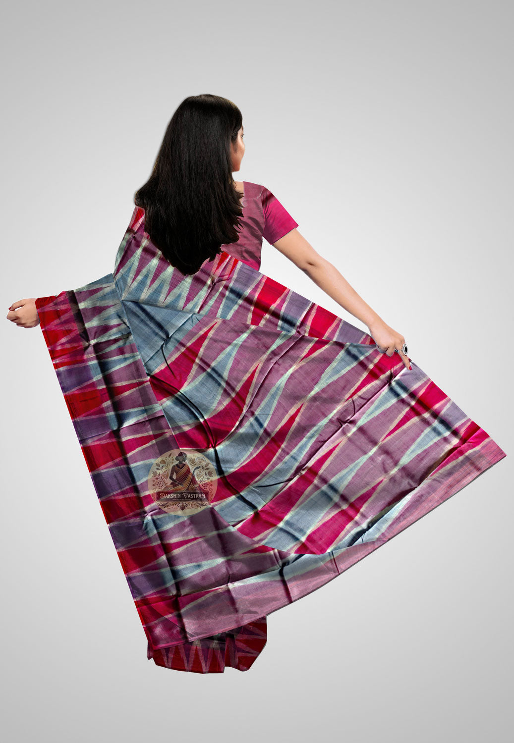 Global Handloom Saree – Back profile with pallu craftsmanship