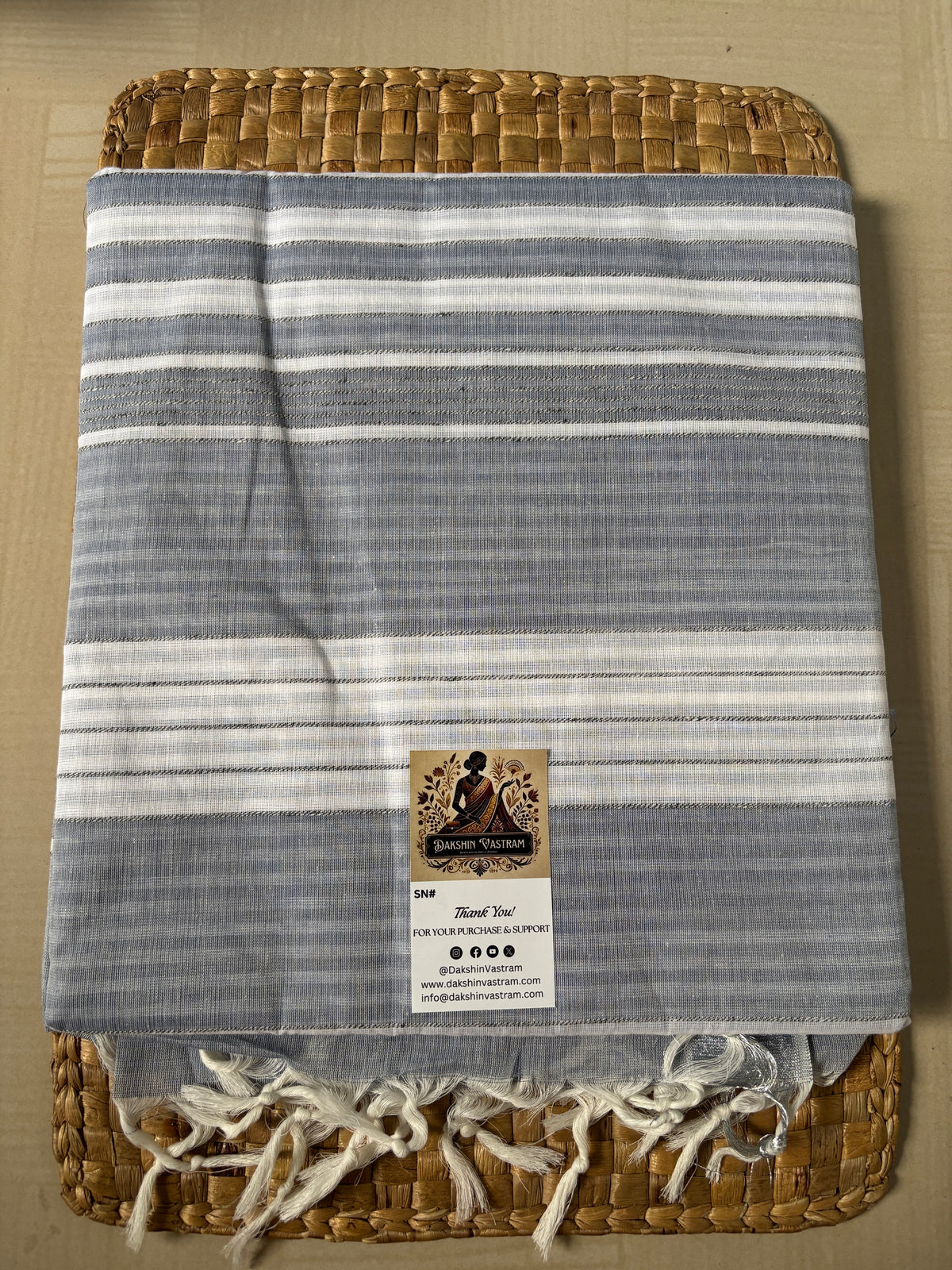 Buy Grey White Cotton Saree online – Grey White Saree front view