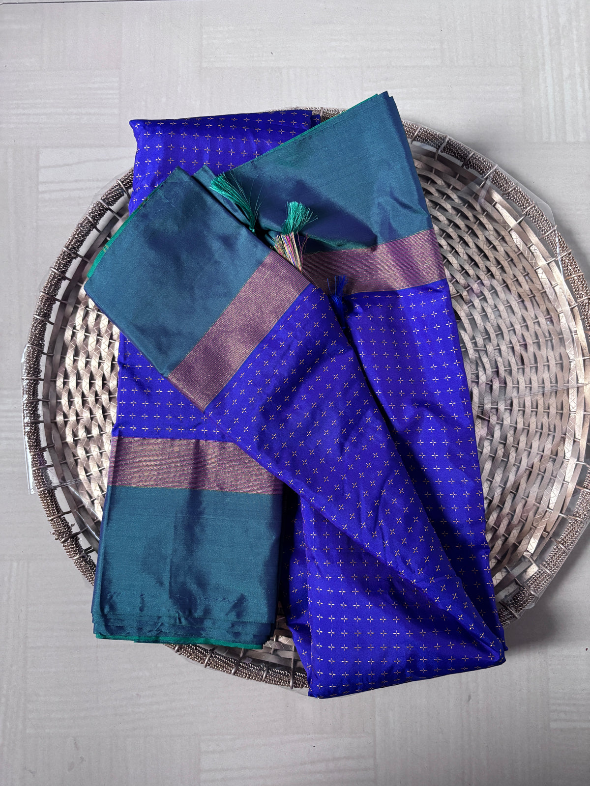 Buy Soft Silk Saree online – Blue Buti Saree rear view