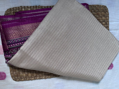 Buy Celebration Dola Silk Saree – Blouse and saree complete set