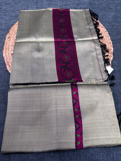 Shop Silk Stole online – Close-up of Mulberry silk texture