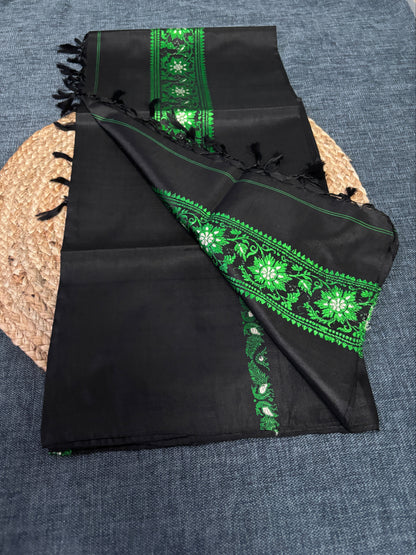 Buy Pure Silk Shawl online – mulberry silk shawl styling view