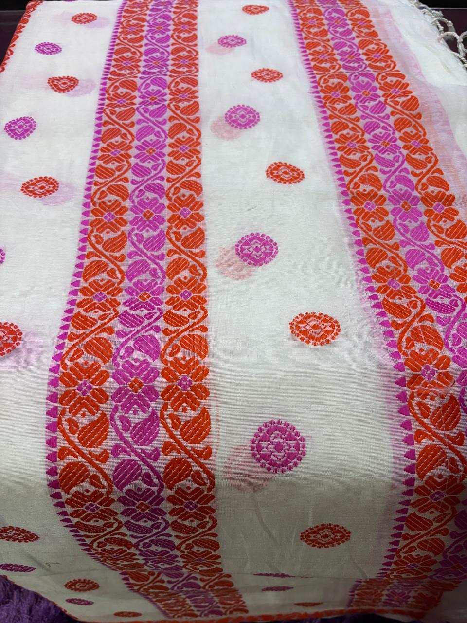 Kerala Kasavu Saree – Traditional South Indian Handloom