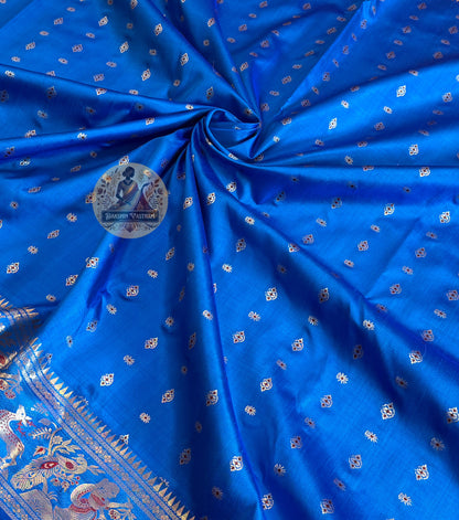 Buy Traditional Swarnachari Sarees – Artistic temple motif close-up