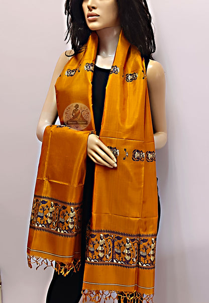 Explore Silk Stoles Online – Close-up of texture and weave