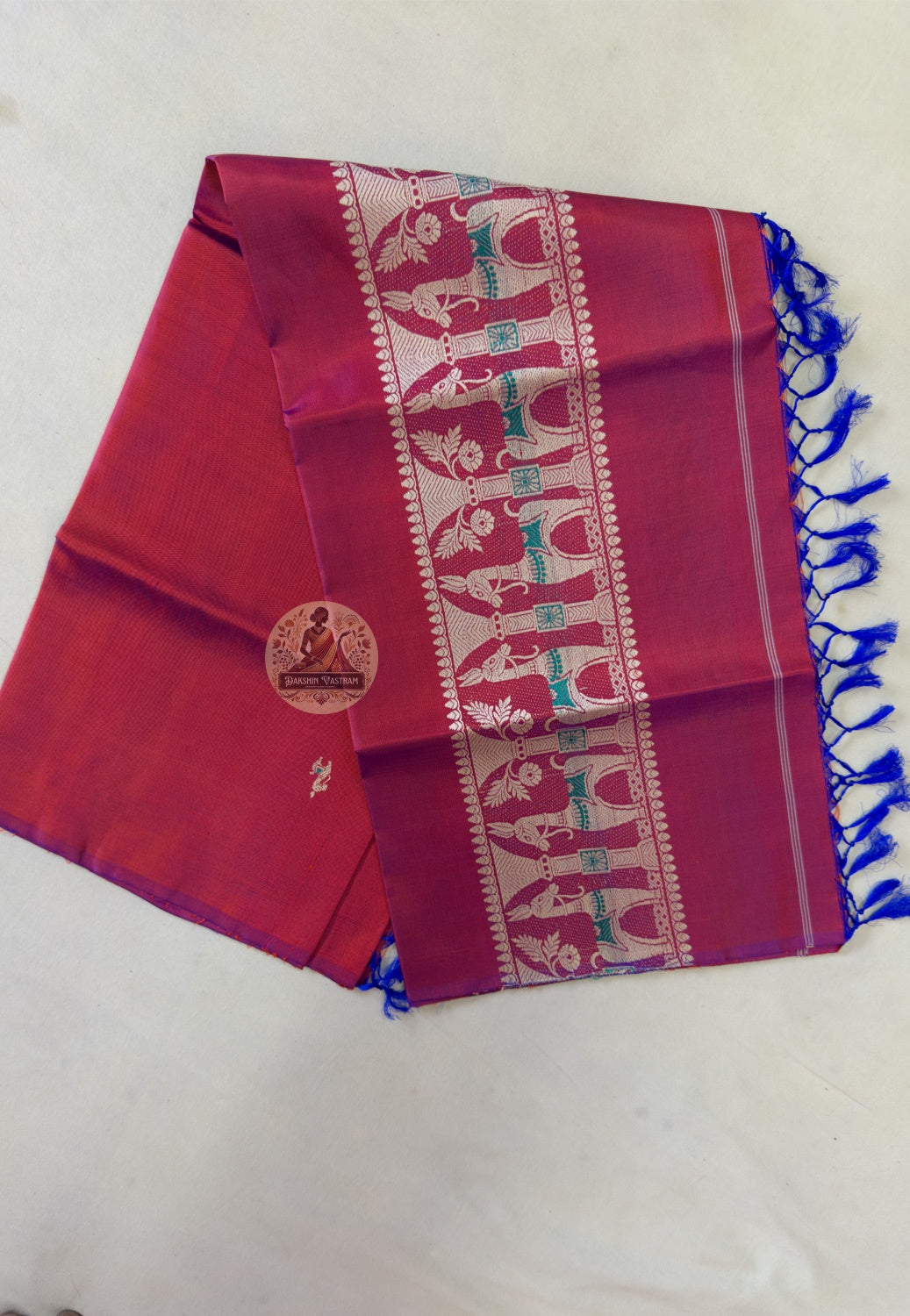 End panel detail of Baluchari pure silk stole – hand-knotted royal blue silk tassels with richly woven narrative border, authentic Bishnupur Bengal handloom – Dakshin Vastram