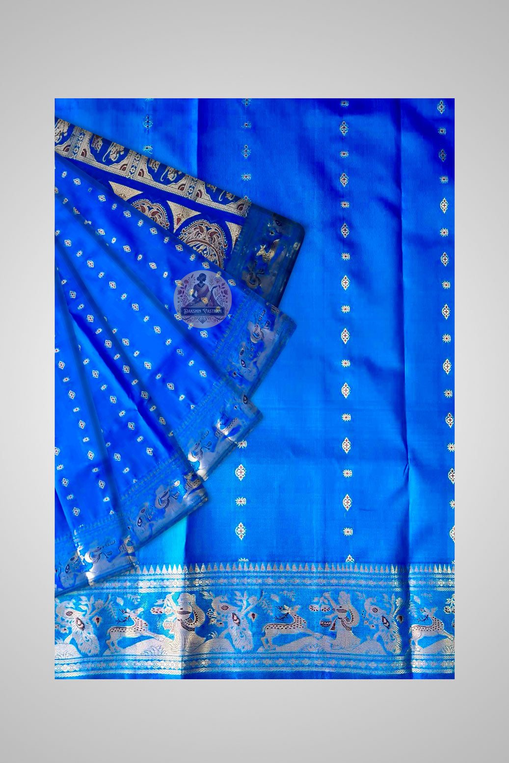 Shop Traditional Pure Silk Saree – Close-up of Bengal silk weave