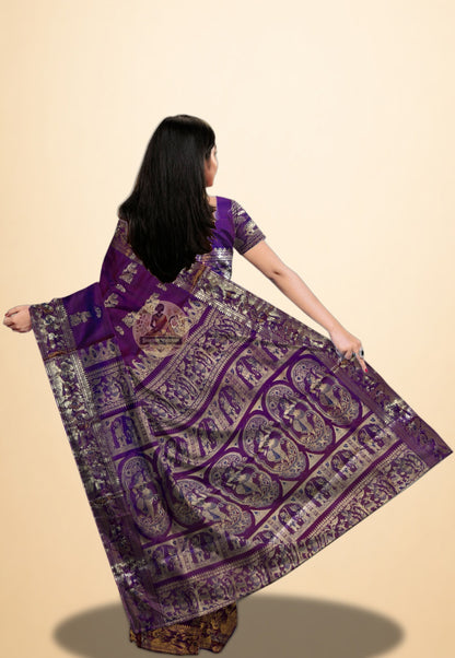 Close-up of elegant gold zari Swarnachari motifs hand-interlocked on pure silk — Bengal handloom