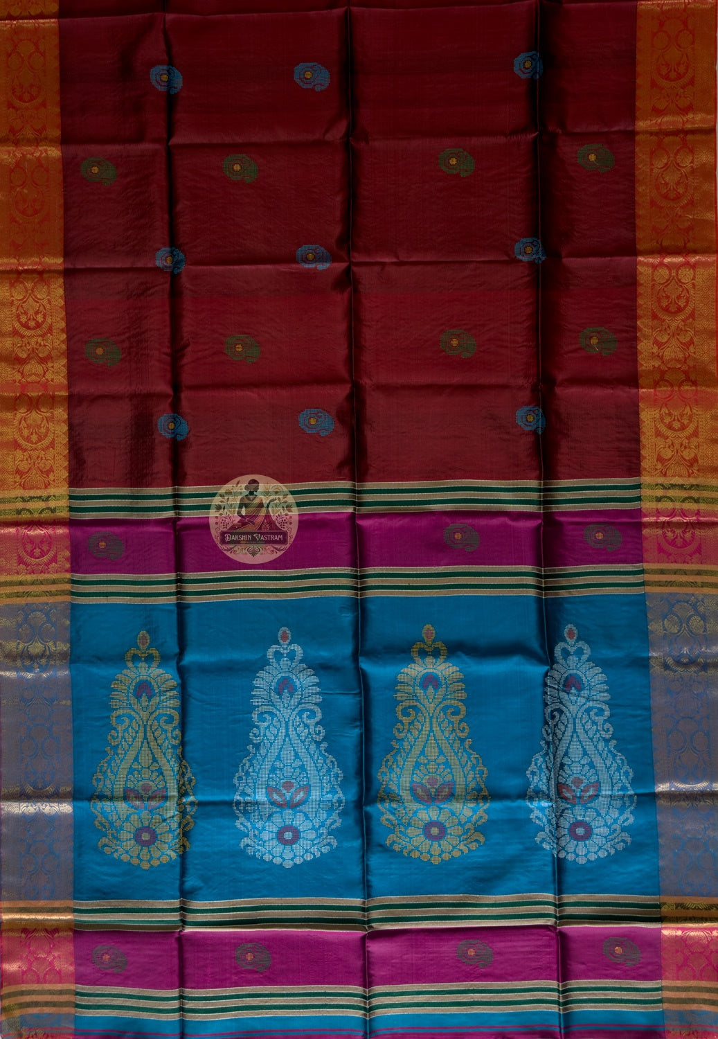Full flat-lay of Bishnupur Silk Kolakhetra Saree displaying the complete geometric handloom weave, structured border and patterned pallu — handwoven in Bishnupur, West Bengal