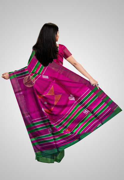 Rear view showing Pure Silk Saree pallu – Elegant flow with cultural detailing