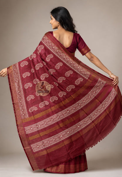 Rear view of Ghicha Tussar Silk Saree showcasing the pallu drape and handloom weave detail, artisan-crafted for Indian weddings and celebrations