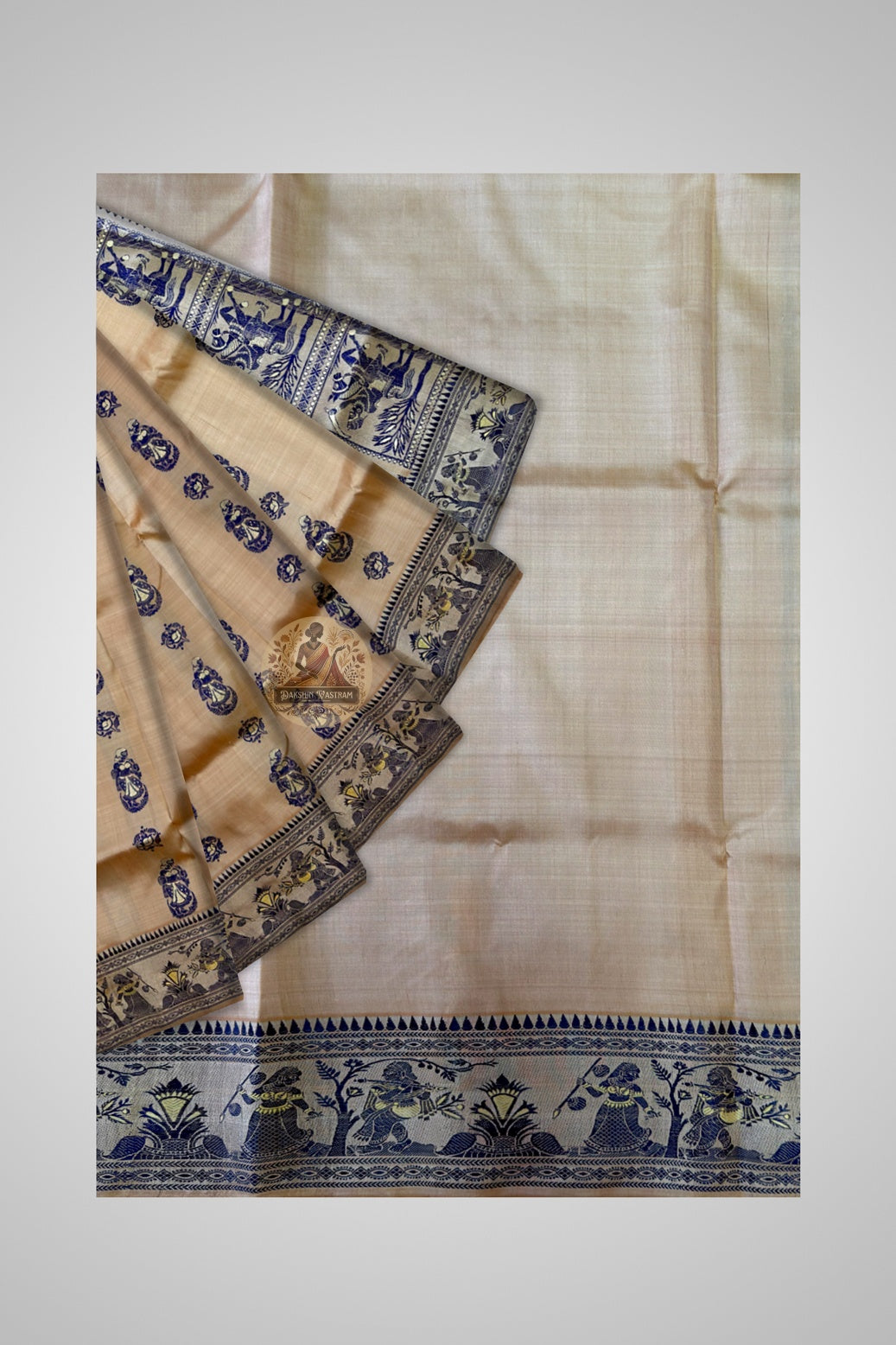 Buy Handloom Baluchari Saree online – Close-up of woven storytelling motifs