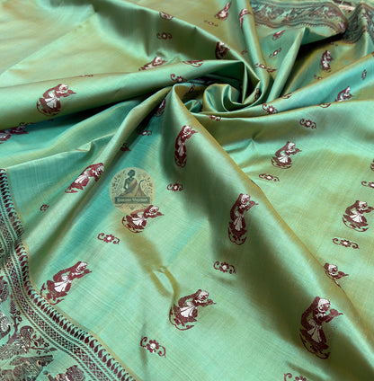 Shop Pure Silk Saree – Texture focus of Mulberry silk fabric